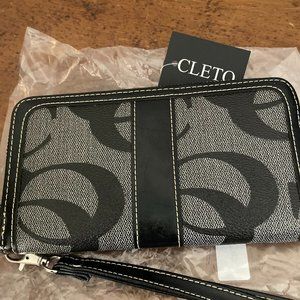 Grey Signature Fashion Wallet